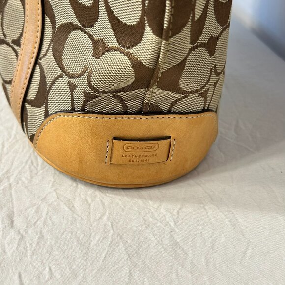 Coach Signature Canvas Bucket Purse with Dust Bag - Picture 5 of 10